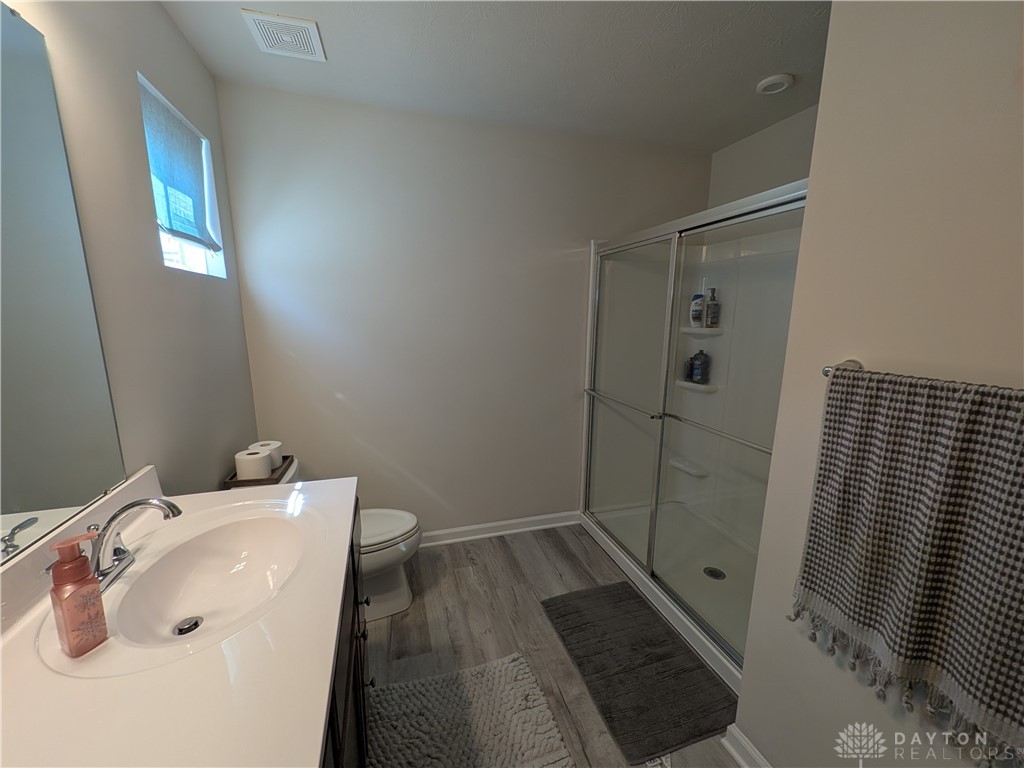 2408 Valleybrook Court, Batavia, Ohio image 13