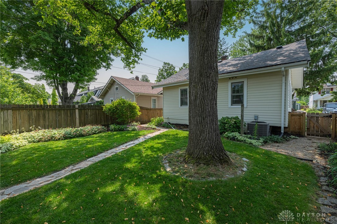 321 Monteray Avenue, Oakwood, Ohio image 28