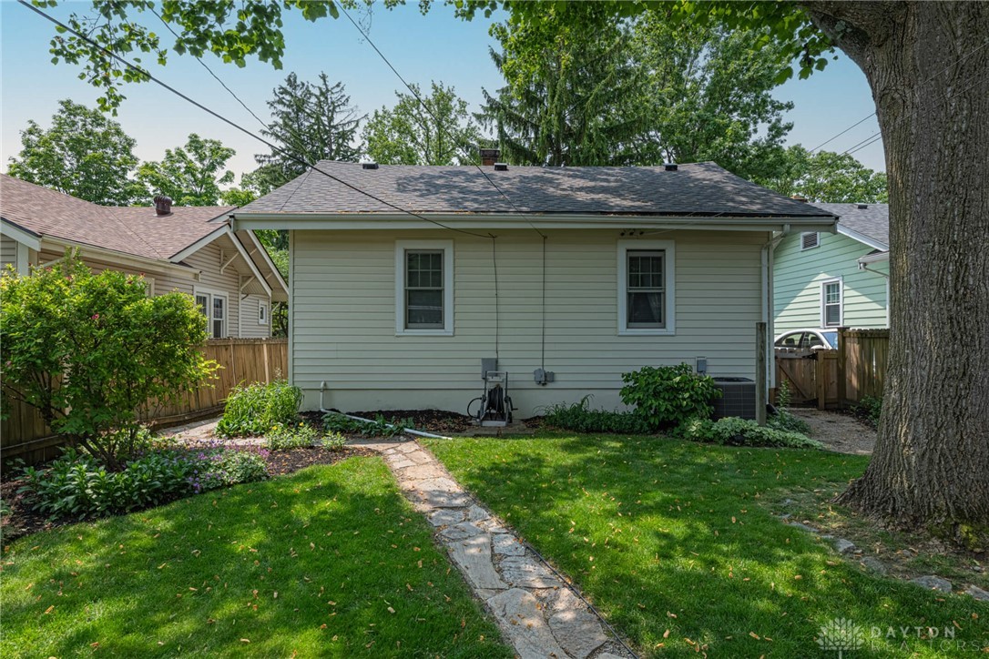 321 Monteray Avenue, Oakwood, Ohio image 27