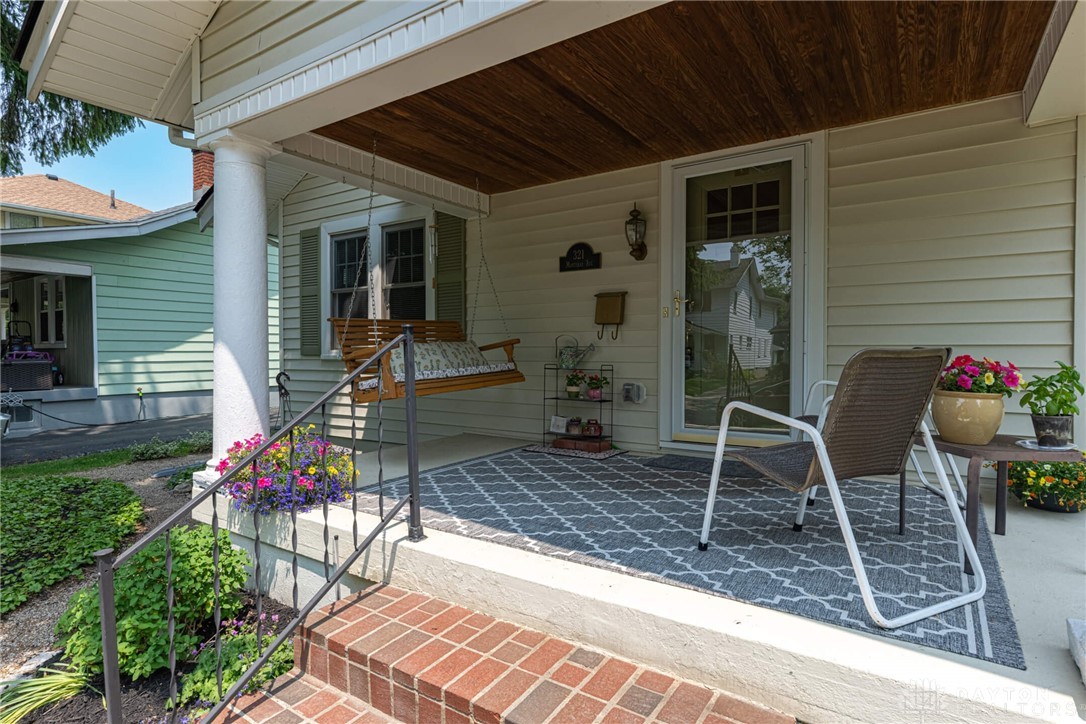 321 Monteray Avenue, Oakwood, Ohio image 2