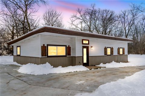 Photo of 500 Beach Drive, Medway, OH 45341 (MLS # 952036)