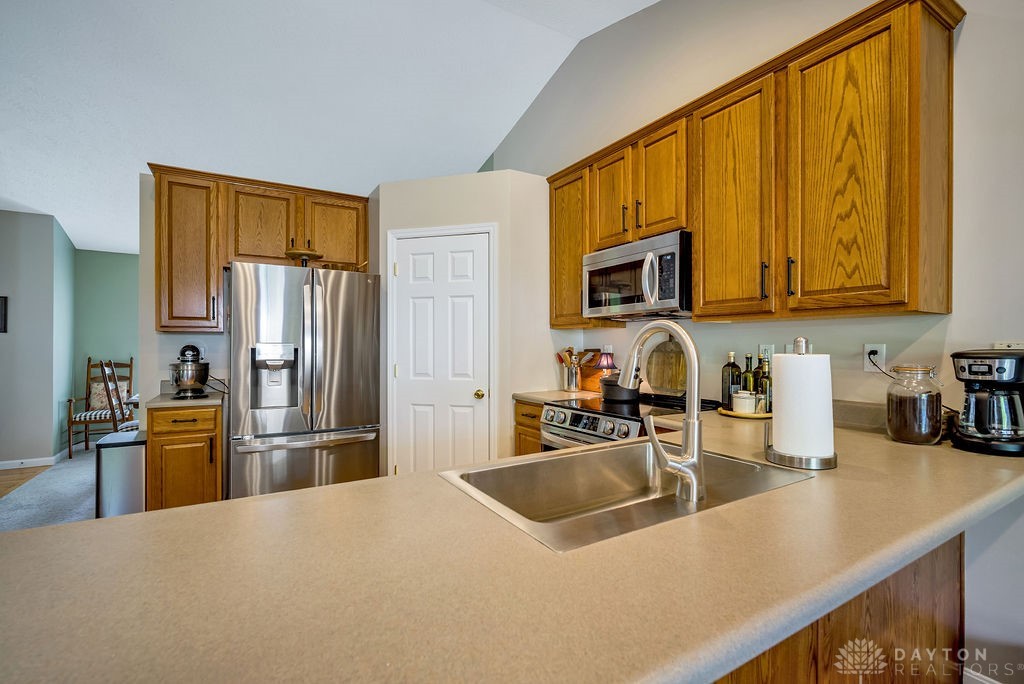 2338 Castle Pines Court, Hamilton, Ohio image 16