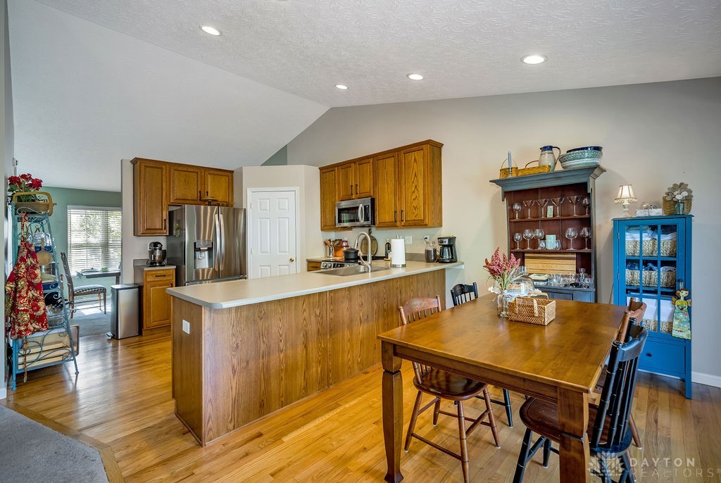 2338 Castle Pines Court, Hamilton, Ohio image 15