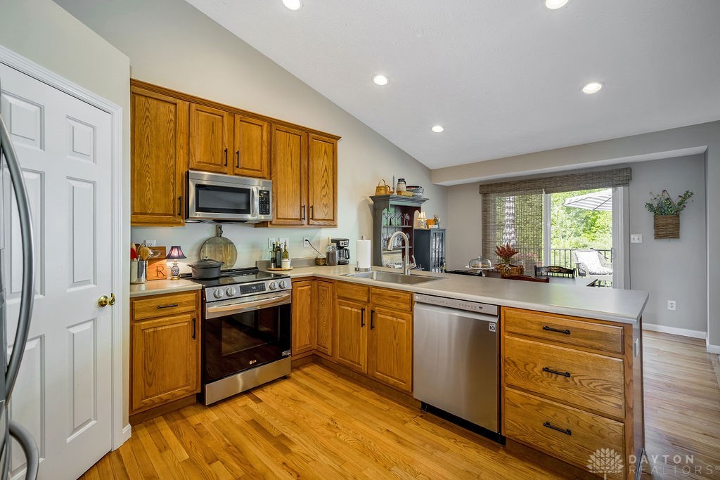 2338 Castle Pines Court, Hamilton, Ohio image 13