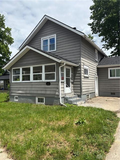 Photo of 1025 Morse Avenue, Dayton, OH 45420 (MLS # 943935)