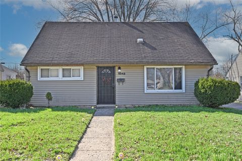 Photo of 4042 Larkspur Drive, Dayton, OH 45406 (MLS # 954232)