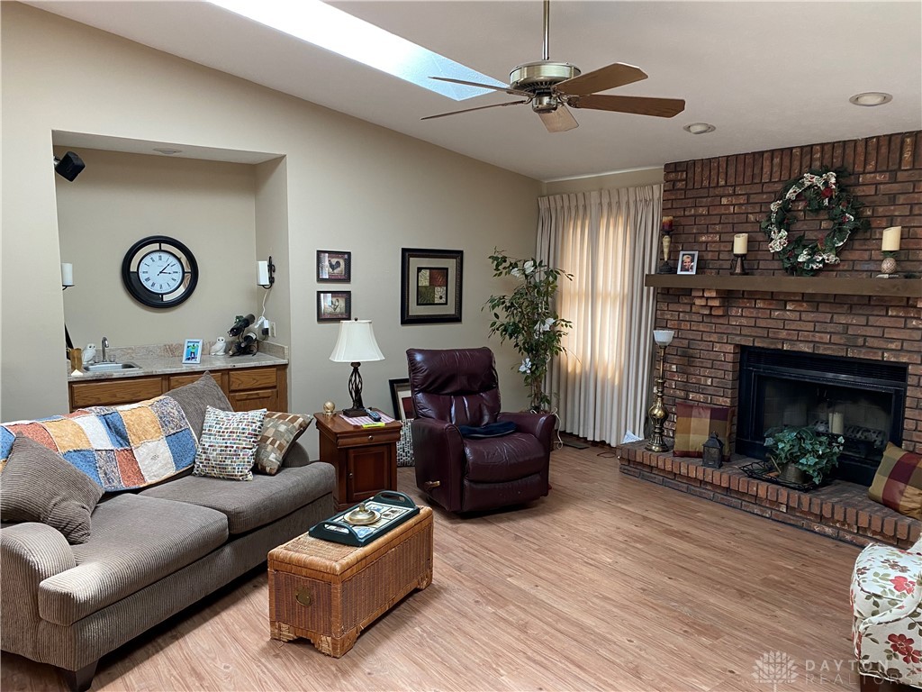 Dayton, Ohio 45459, United States, 2 Bedrooms Bedrooms, ,2 BathroomsBathrooms,Residential,Active,193508