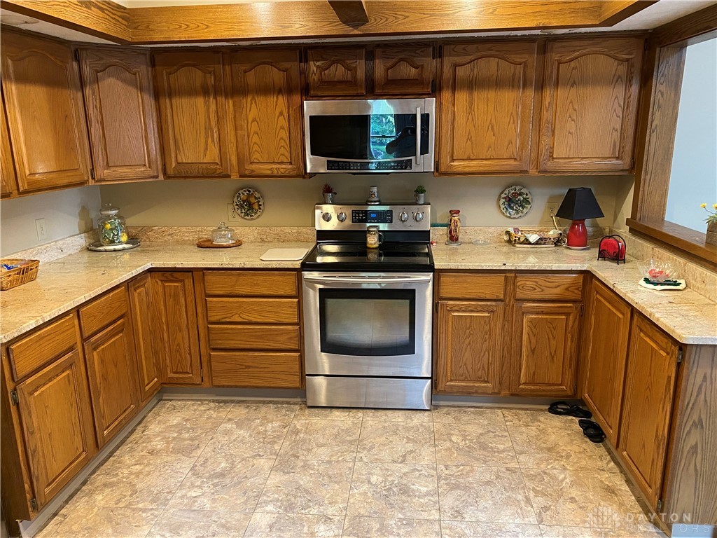 Dayton, Ohio 45459, United States, 2 Bedrooms Bedrooms, ,2 BathroomsBathrooms,Residential,Active,193508