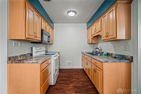 Tiny photo for 2820 Wehrly Avenue, Dayton, OH 45419 (MLS # 946706)