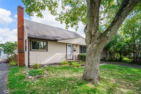 Tiny photo for 2820 Wehrly Avenue, Dayton, OH 45419 (MLS # 946706)