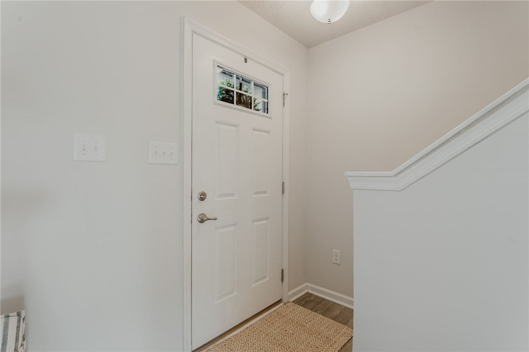 6207 Willow Oak Drive