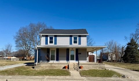 Photo of 1416 W Grant Street, Piqua, OH 45356 (MLS # 952901)