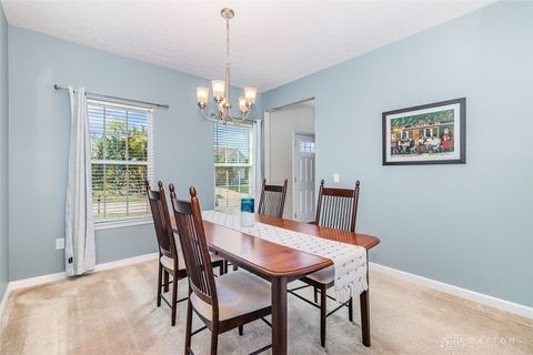 Tiny photo for 5618 Rachels View Vw, Hamilton, OH 45011 (MLS # 945277)