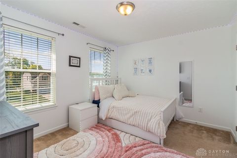 Tiny photo for 5618 Rachels View Vw, Hamilton, OH 45011 (MLS # 945277)