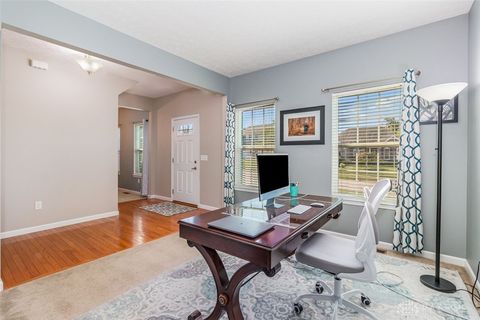 Tiny photo for 5618 Rachels View Vw, Hamilton, OH 45011 (MLS # 945277)