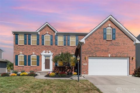 Photo of 5618 Rachels View Vw, Hamilton, OH 45011 (MLS # 945277)