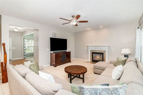Tiny photo for 5618 Rachels View Vw, Hamilton, OH 45011 (MLS # 945277)
