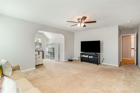Tiny photo for 5618 Rachels View Vw, Hamilton, OH 45011 (MLS # 945277)