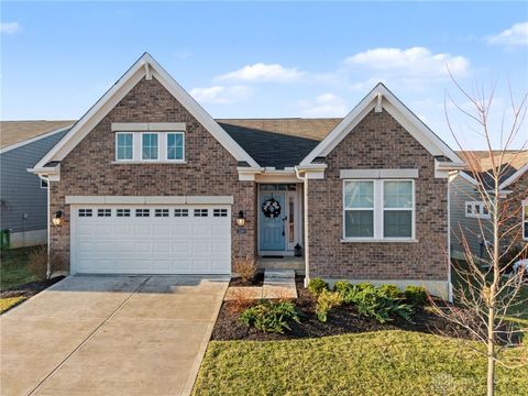 Photo of 2160 Prestwick Bend, Miamisburg, OH 45342 (MLS # 951971)