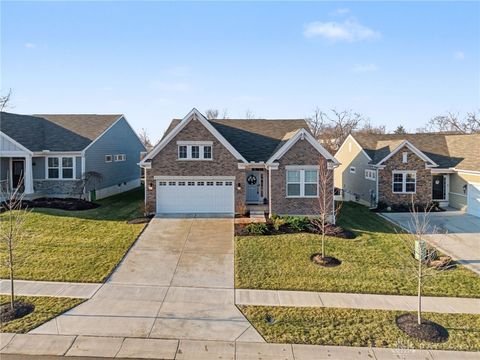 Photo of 2160 Prestwick Bend, Miamisburg, OH 45342 (MLS # 951971)