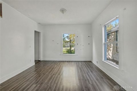 Tiny photo for 109 Brooklyn Avenue, Dayton, OH 45417 (MLS # 947028)