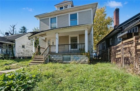 Photo of 109 Brooklyn Avenue, Dayton, OH 45417 (MLS # 947028)