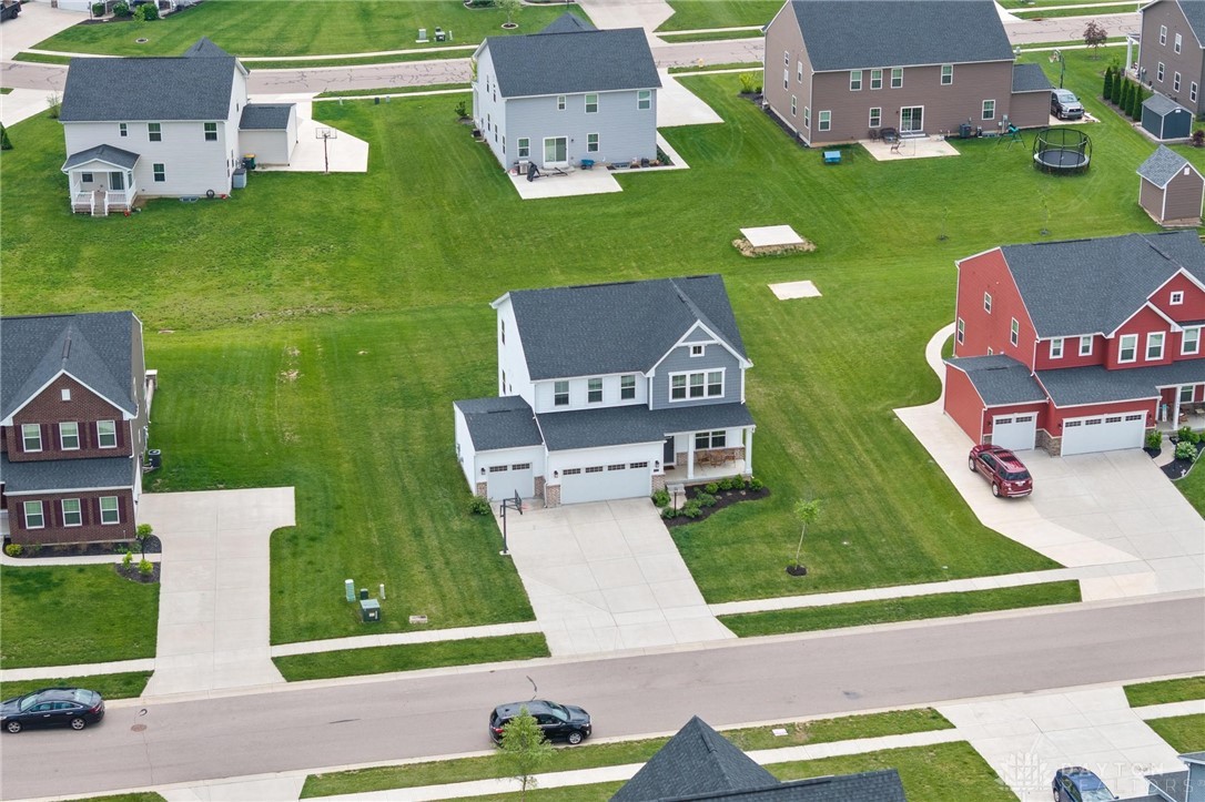 2370 Hawes Drive, Beavercreek, Ohio image 44