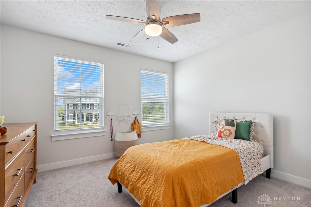 2370 Hawes Drive, Beavercreek, Ohio image 27