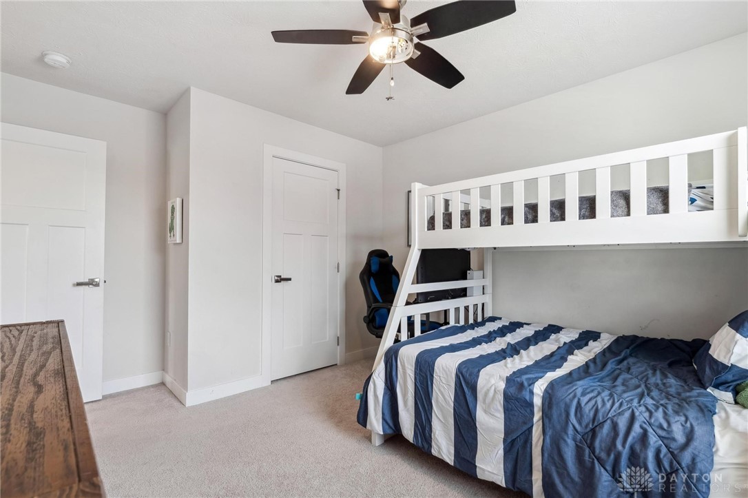 2370 Hawes Drive, Beavercreek, Ohio image 26