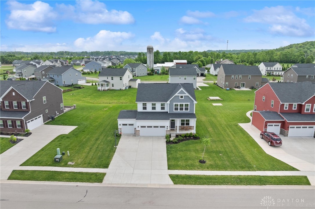 2370 Hawes Drive, Beavercreek, Ohio image 45