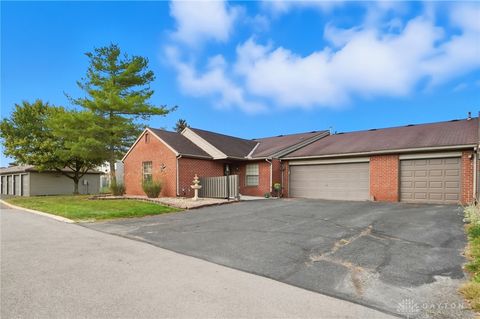 Tiny photo for 3963 Covington Drive, Springfield, OH 45503 (MLS # 945408)