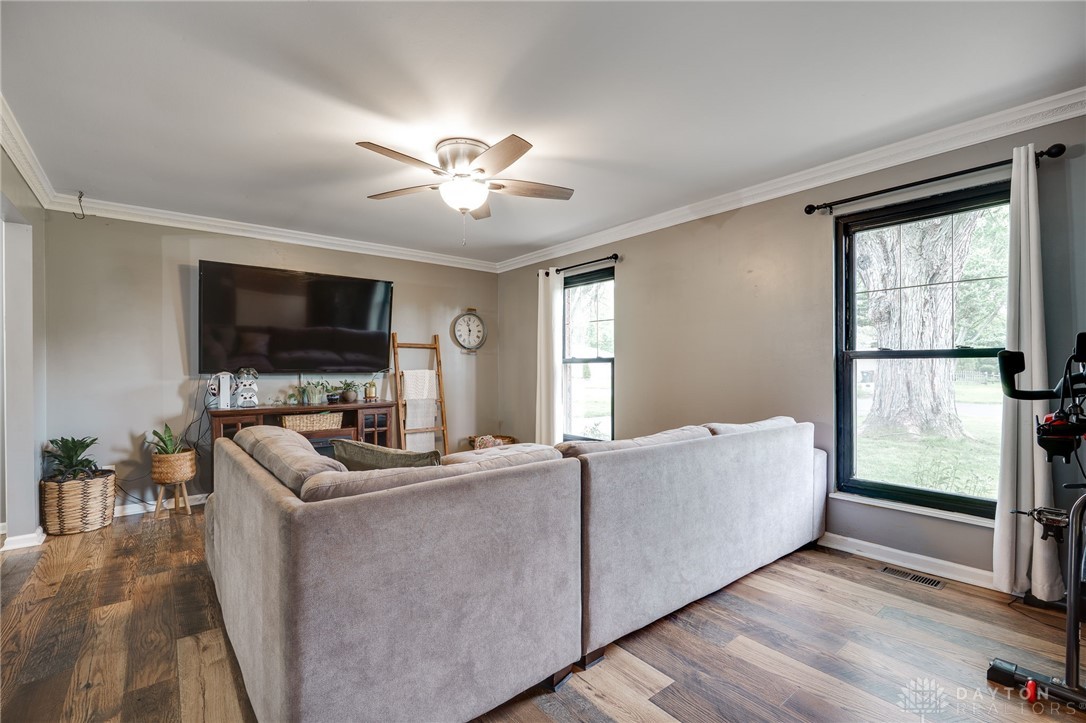 7232 Resinda Drive, Dayton, Ohio image 7