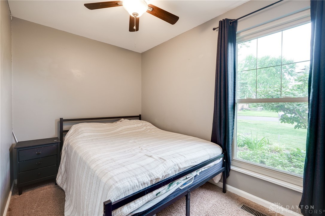7232 Resinda Drive, Dayton, Ohio image 36