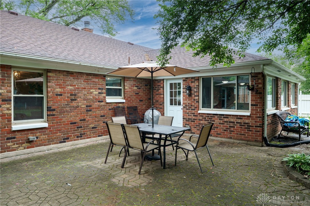 7232 Resinda Drive, Dayton, Ohio image 45