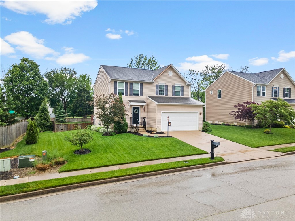 1768 Jillane Drive, Troy, Ohio image 4