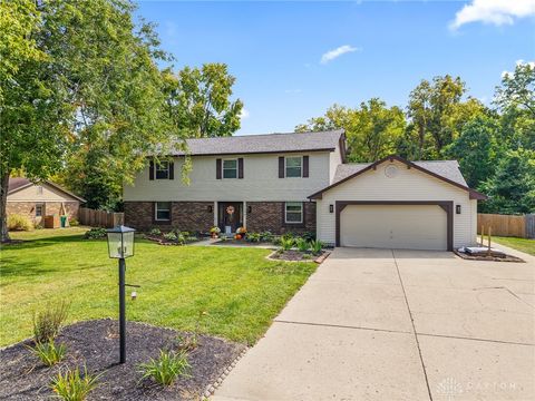 Photo of 9038 Woodstream Lane, Dayton, OH 45458 (MLS # 943032)