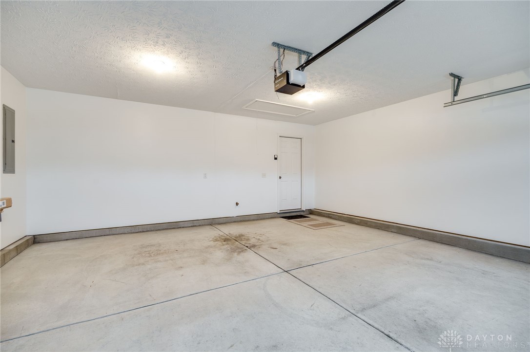 Miamisburg, Ohio 45342, United States, 3 Bedrooms Bedrooms, ,2 BathroomsBathrooms,Residential,Active,218760