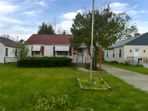 Photo of 2037 Studer Avenue, Columbus, OH 43207 (MLS # 958106)
