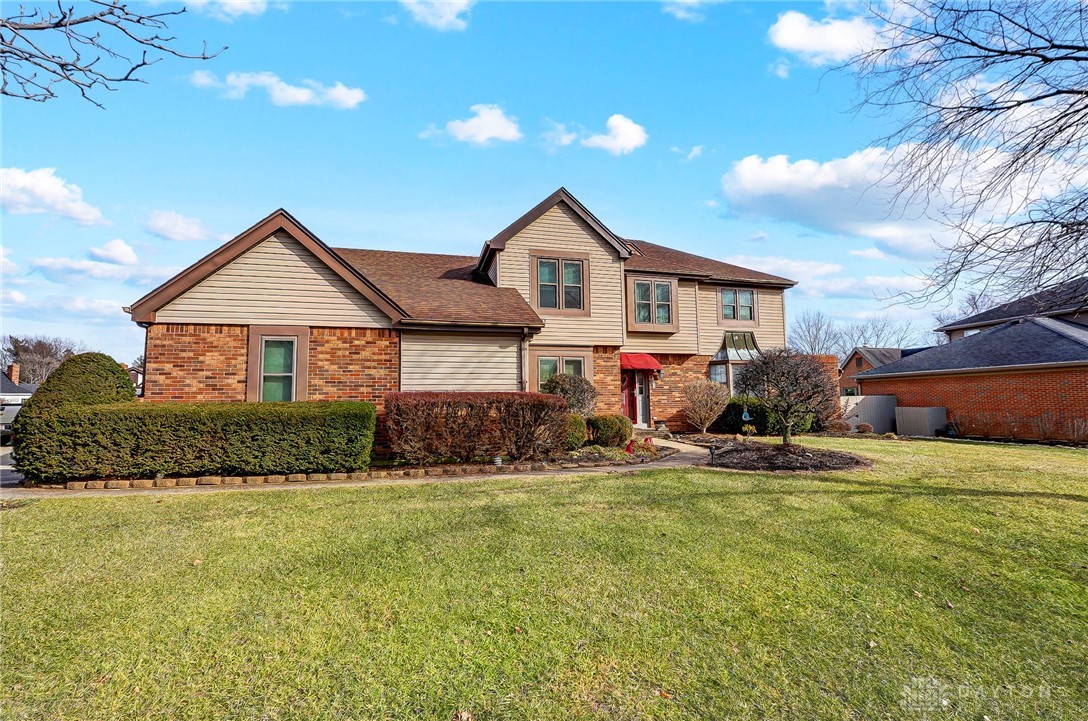 611 Tara Oaks Drive, Middletown, Ohio image 3