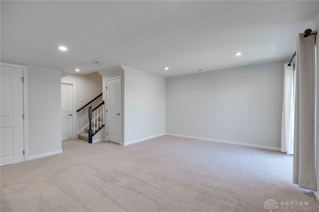 159 Regatta Park Drive, Fairborn, Ohio image 37