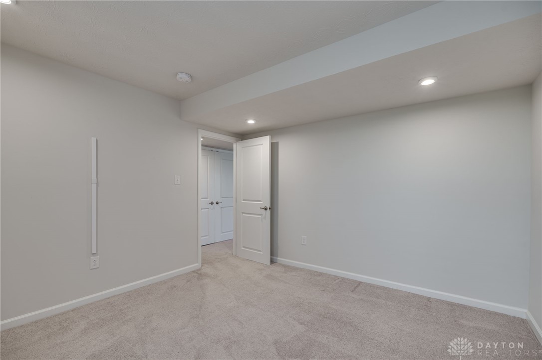 159 Regatta Park Drive, Fairborn, Ohio image 40