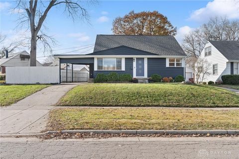 Photo of 2575 Acorn Drive, Kettering, OH 45419 (MLS # 948504)