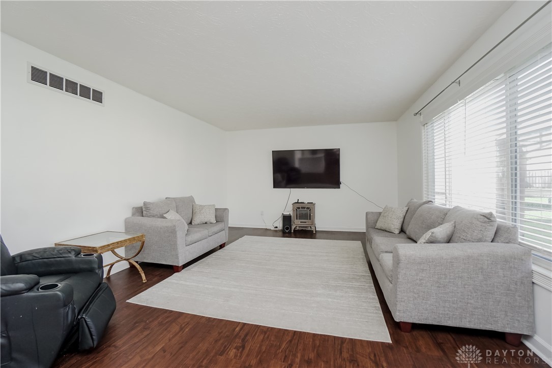 7700 Mourning Dove Lane, Hamilton, Ohio image 9