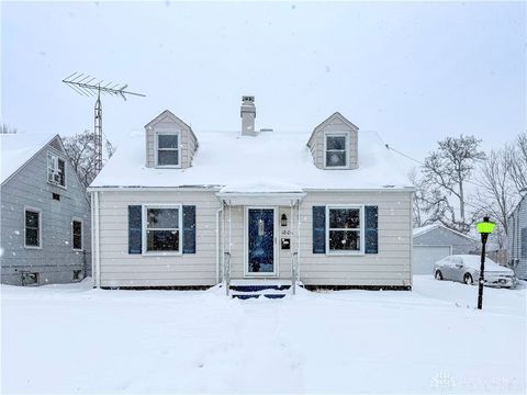 Apartment For Sale - 1806 N Sweetbriar Lane<br/> Springfield, OH 45505