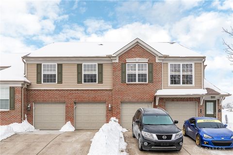 Photo of 6643 Cloudscape Way, Maineville, OH 45039 (MLS # 952226)
