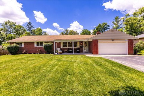 Homes For Sale - 2097 Bonniedale Drive<br/> Bellbrook, OH 45305