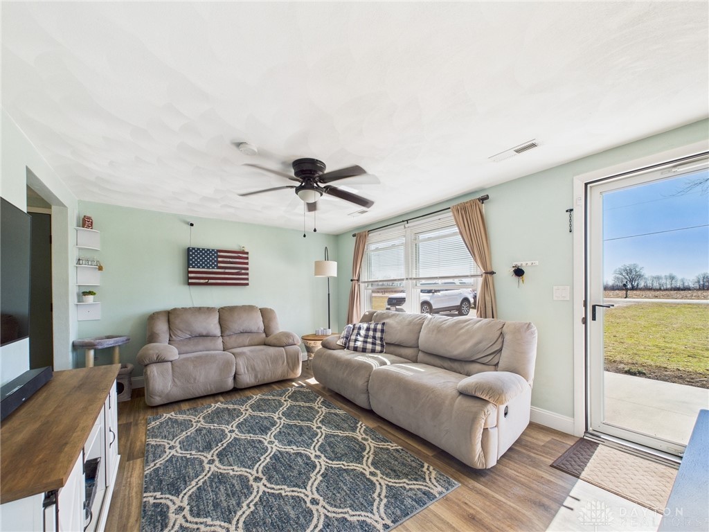 6274 Hartzell Road, Greenville, Ohio image 3