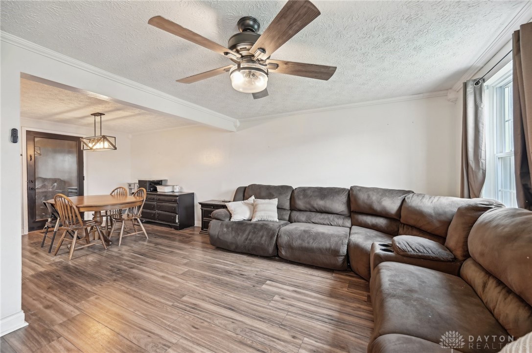 1816 El Camino Drive, Xenia, Ohio image 3