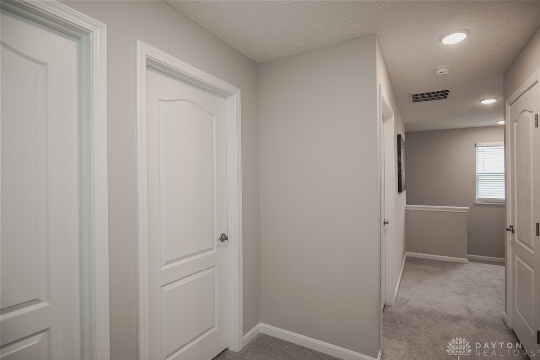 637 Maxwell Court, Germantown, Ohio image 32