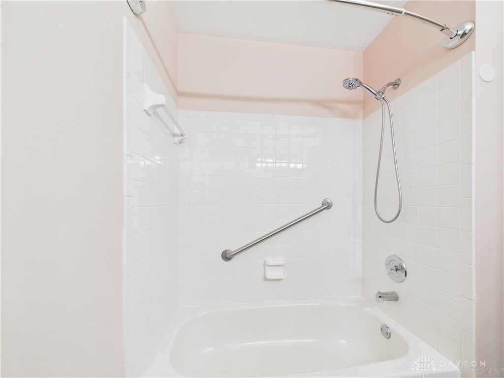 Englewood, Ohio 45322, United States, 3 Bedrooms Bedrooms, ,2 BathroomsBathrooms,Residential,Active,172365